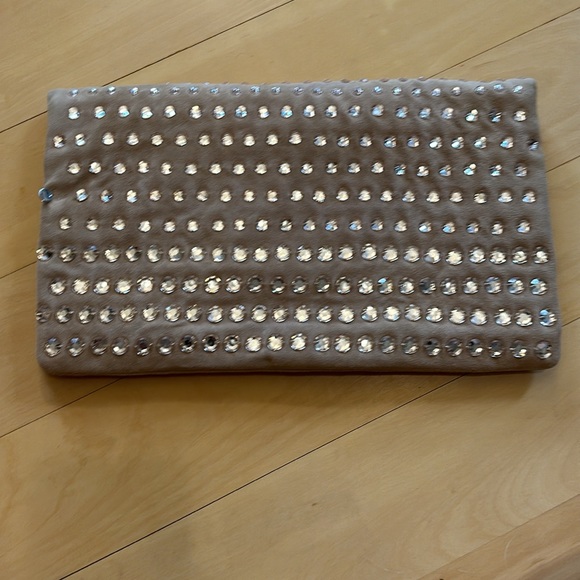 Club Monaco hand bag. - Picture 2 of 5